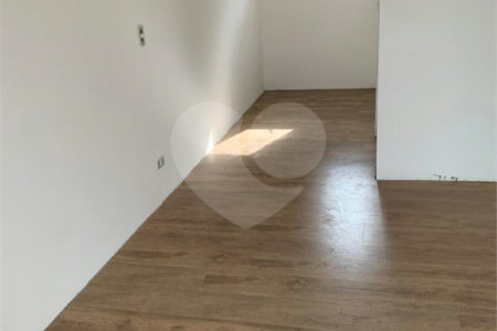 Casa à venda com 3 suítes no condomínio Residencial Celina, Atibaia - SP