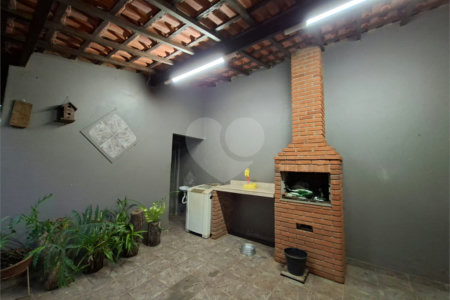Chácara à venda com 3 quartos, sendo 1 suíte,  em Ribeirãozinho, Alambari, SP
