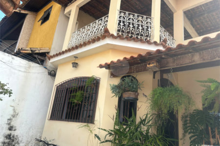Casa à venda com 2 quartos, sendo 1 suíte, em Campo Grande, Rio de Janeiro, RJ