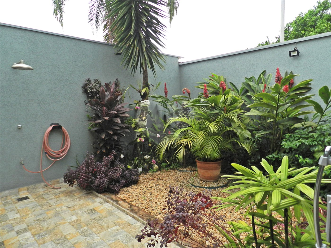 Sobrado à venda com 4 quartos, sendo 3 suítes, em Jardim Paulistano, Ribeirão Preto, SP