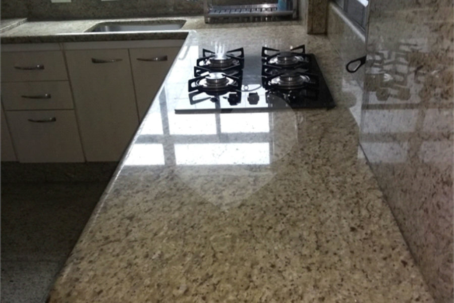 Sobrado à venda com 3 quartos em Vila Nova Cachoeirinha, São Paulo, SP