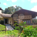 Casa à venda ou para alugar com 3 quartos, sendo 1 suíte, no condomínio Alpes de Caieiras, Caieiras - SP