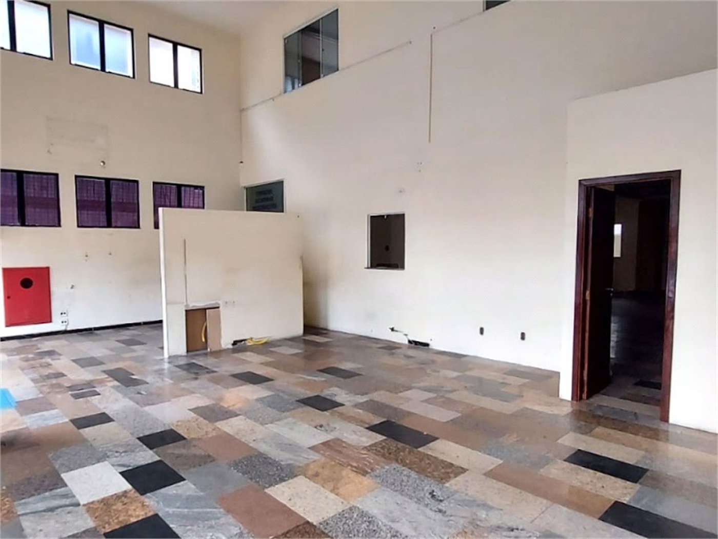 Loja Comercial para locação, ,  - LO0024.
