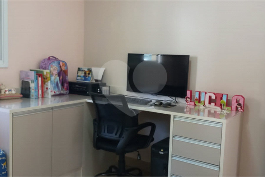 Casa à venda com 3 quartos, sendo 1 suíte, no condomínio Sausalito, Mairiporã - SP