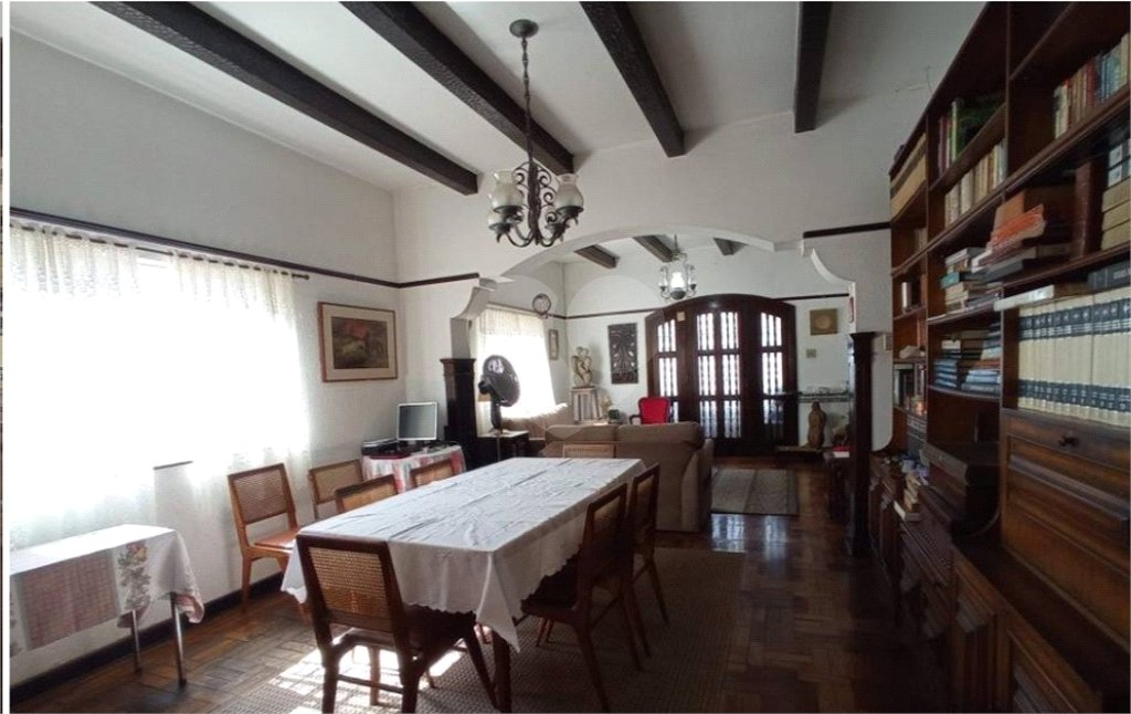 Casa à venda com 4 quartos, sendo 1 suíte,  em Lapa, São Paulo, SP
