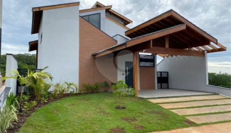 Casa à venda com 3 quartos, sendo 1 suíte,  no condomínio Lagos D´icaraí, Salto - SP