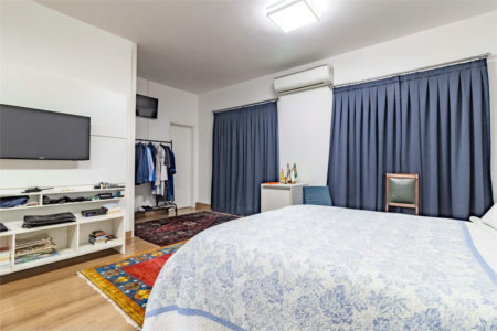 Casa à venda com 7 quartos, sendo 5 suítes, em Morumbi, São Paulo, SP