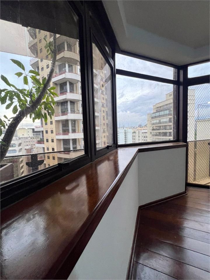 Apartamento com 3 dormitórios à venda, 160 m² por R$ 2.790.000,00 - Itaim Bibi - São Paulo/SP