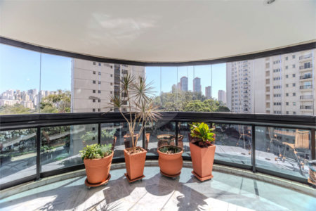 Apartamento à venda com 4 suítes em Paraíso do Morumbi, São Paulo, SP