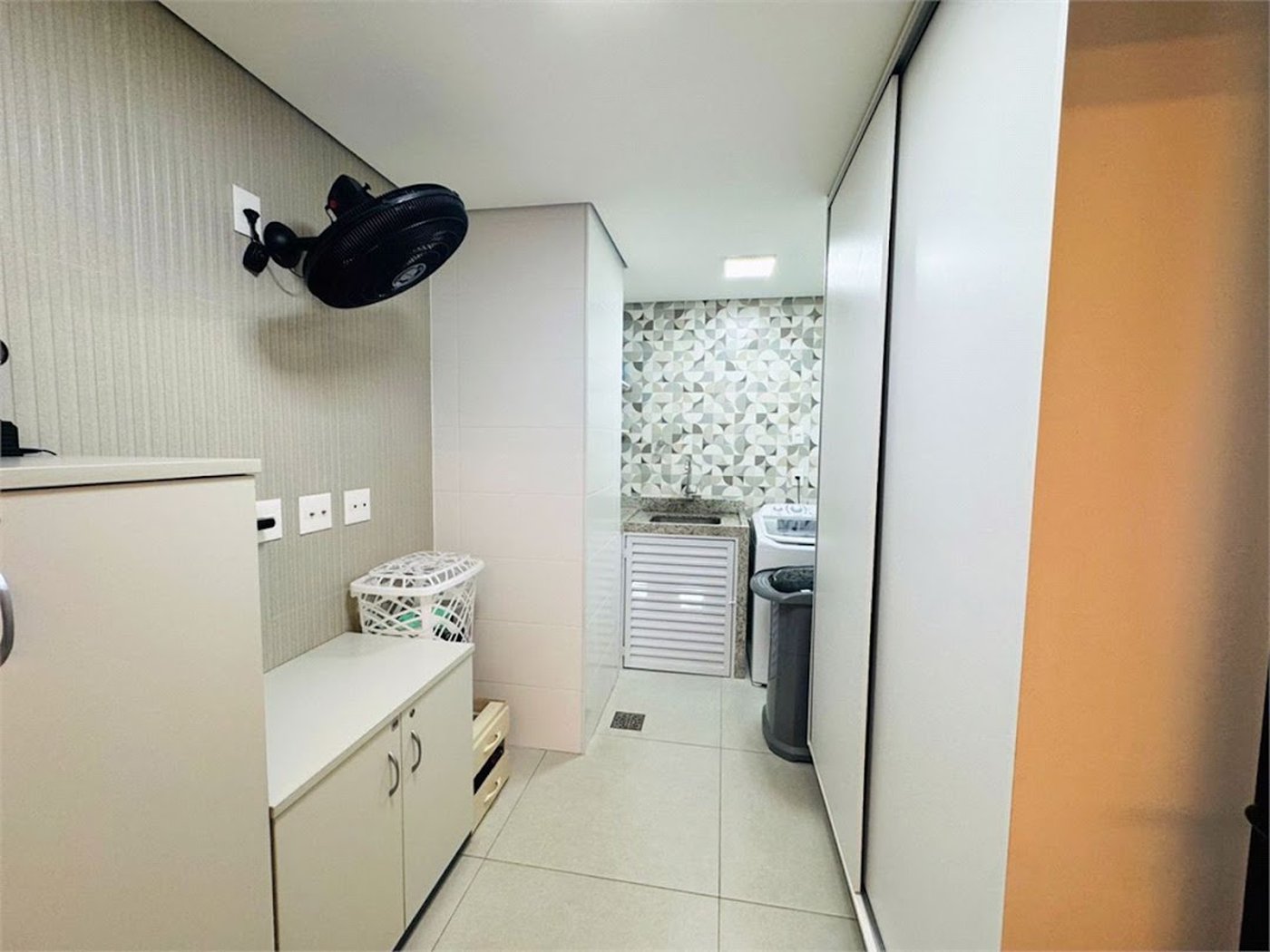 Apartamento Residencial à venda, Pompéia, Santos - AP0359.