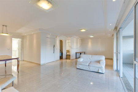 Apartamento à venda com 3 suítes em Alto da Boa Vista, São Paulo, SP