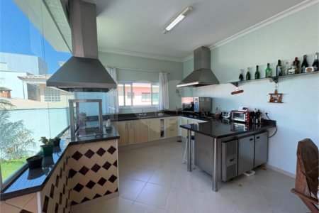 Casa à venda com 3 suítes no condomínio Lago da Boa Vista, Sorocaba - SP
