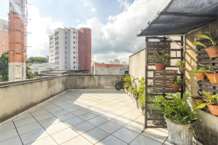 Sobrado à venda com 3 suítes em Vila Carrão, São Paulo, SP