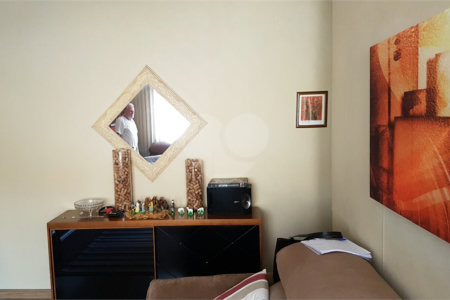 Apartamento à venda com 2 quartos em Aclimação, São Paulo, SP