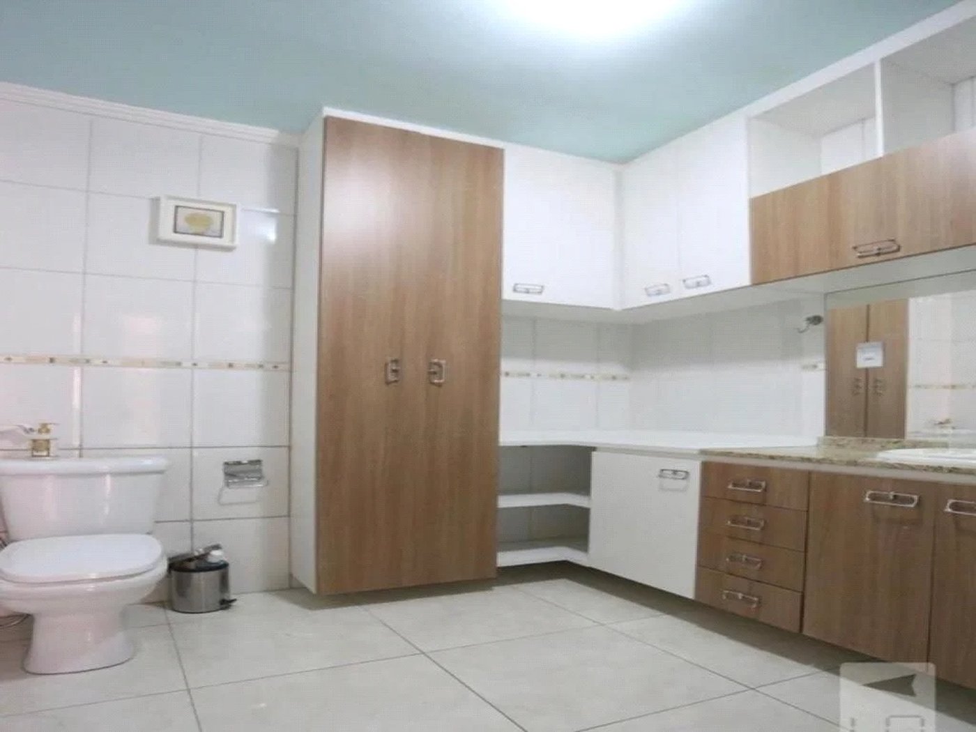 Casa à venda com 2 quartos, sendo 1 suíte,  em Jardim Ivana, São Paulo, SP