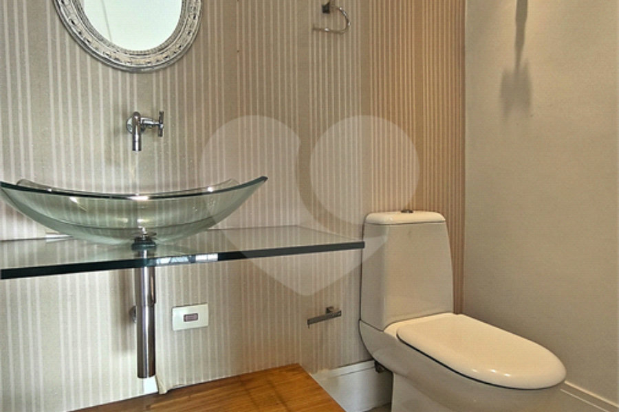 Apartamento à venda com 4 quartos, sendo 3 suítes, em Santana, São Paulo, SP