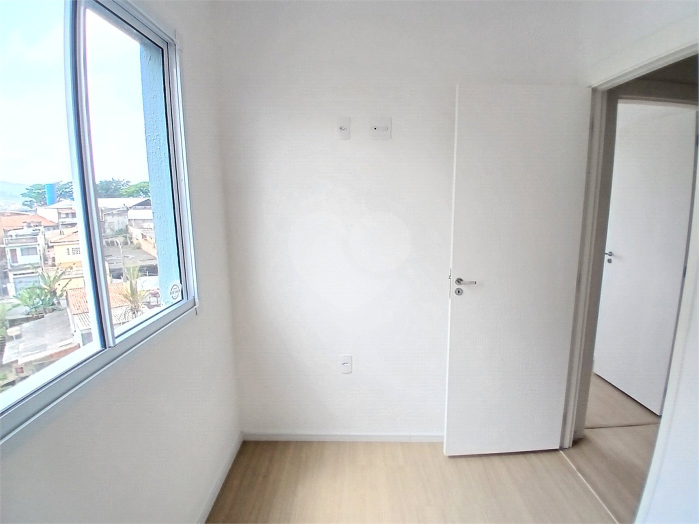 Apartamento à venda com 2 quartos em Vila Pereira Barreto, São Paulo, SP