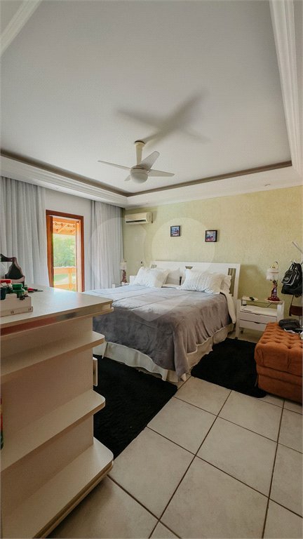 Casa à venda com 4 suítes no condomínio Monte Belo, Salto - SP