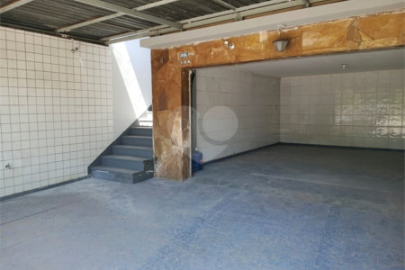 Sobrado à venda com 3 quartos, sendo 1 suíte,  no Centro, Santo André, SP