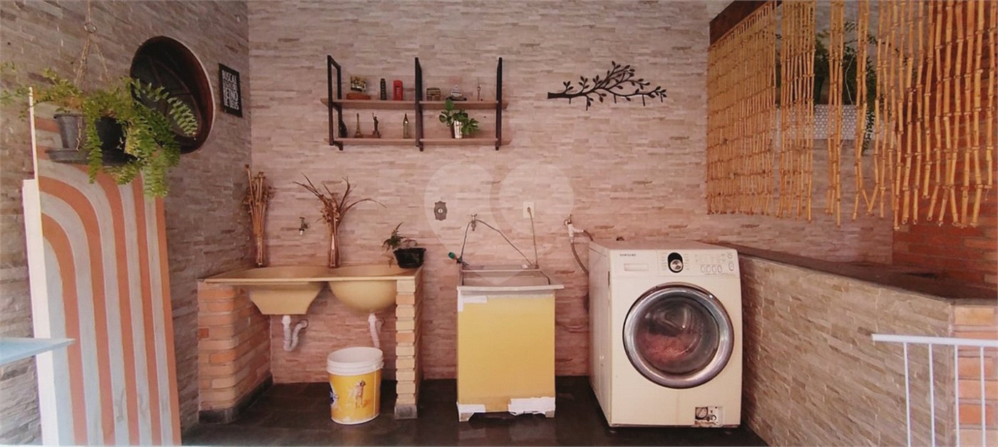 Casa Térrea à venda com 3 suítes em Jardim Prestes de Barros, Sorocaba, SP