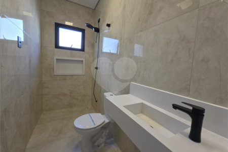 Casa à venda com 3 suítes no condomínio Helena Maria, Sorocaba - SP