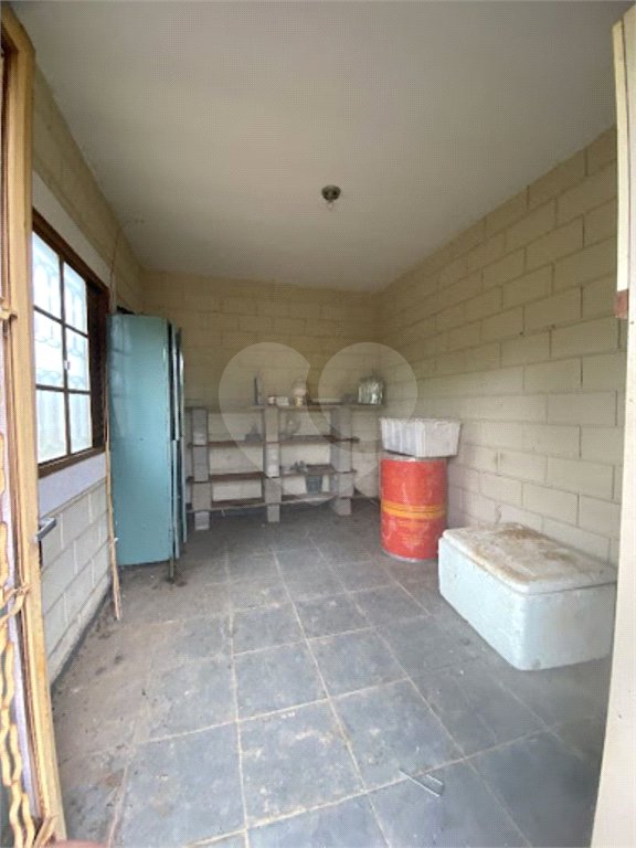 Sítio à venda com 4 quartos, sendo 1 suíte, no Centro, Elias Fausto, SP