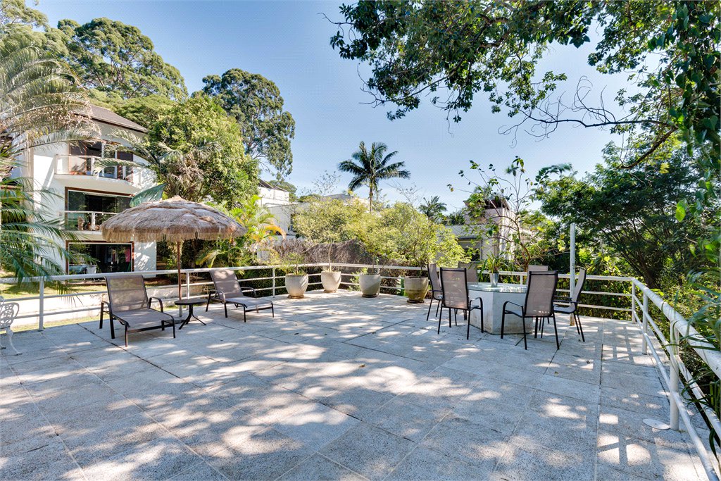 Casa à venda com 4 suítes em Alto da Boa Vista, São Paulo, SP