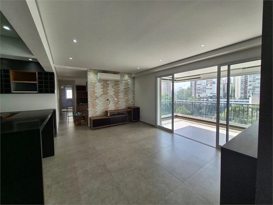 Apartamento à venda com 4 quartos, sendo 2 suítes,  em Jardim Vazani, São Paulo, SP