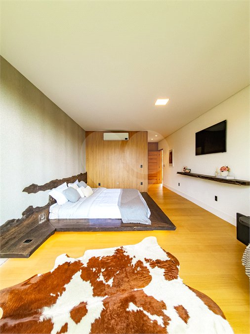 Casa à venda com 3 suítes no condomínio Primavera, Salto - SP