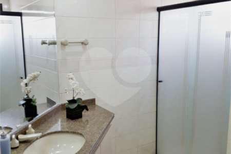 Apartamento à venda com 3 quartos, sendo 1 suíte, em Vila Gomes Cardim, São Paulo, SP