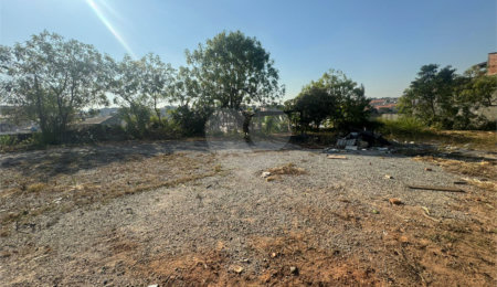 Terreno à venda em Vila Itapoan, Guarulhos, SP