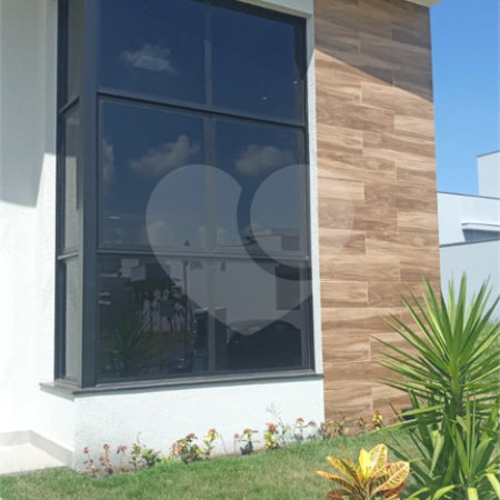 Casa à venda com 3 suítes no condomínio Jardim Residencial Dona Lucilla, Indaiatuba - SP