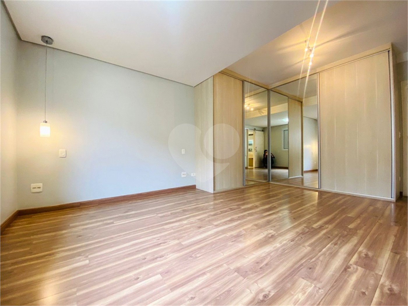 Sobrado à venda com 4 quartos, sendo 3 suítes, em Vila Ester (zona Norte), São Paulo, SP