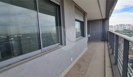 Apartamento à venda com 2 quartos, sendo 1 suíte,  em Pinheiros, São Paulo, SP