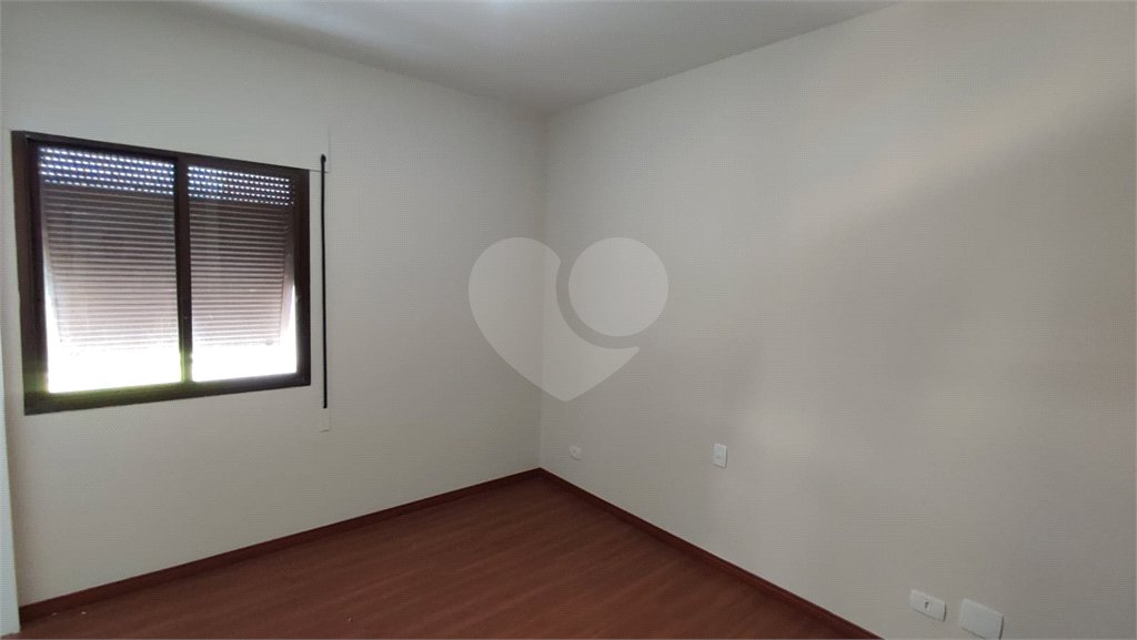 Apartamento de 3 dormitórios à Venda - Jardim Bethânia