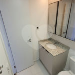Apartamento de 2 quartos mobiliado à venda no Paraíso