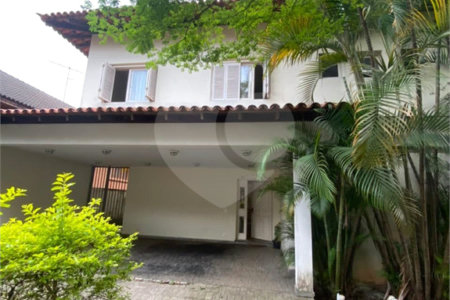 Sobrado residencial de 322m² com 4 suítes e 4 vagas à venda e para alugar - Morumbi