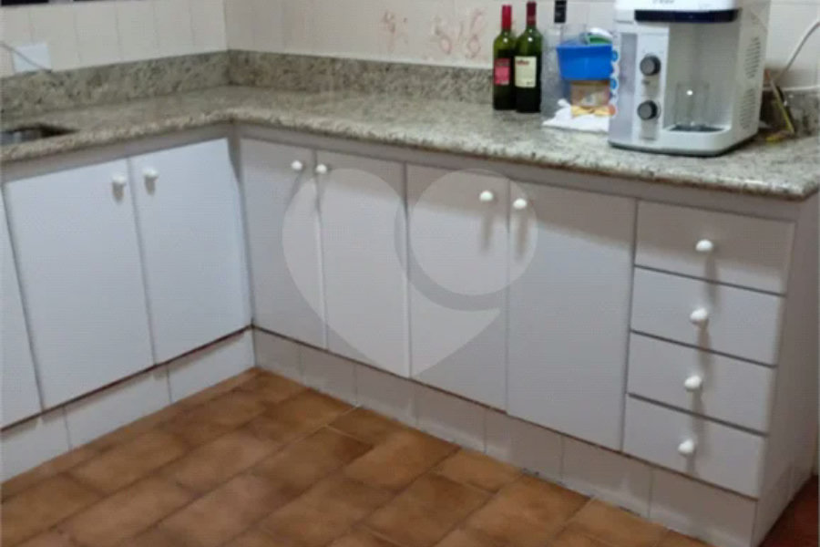 Sobrado com 3 dormitórios na Vila Ede