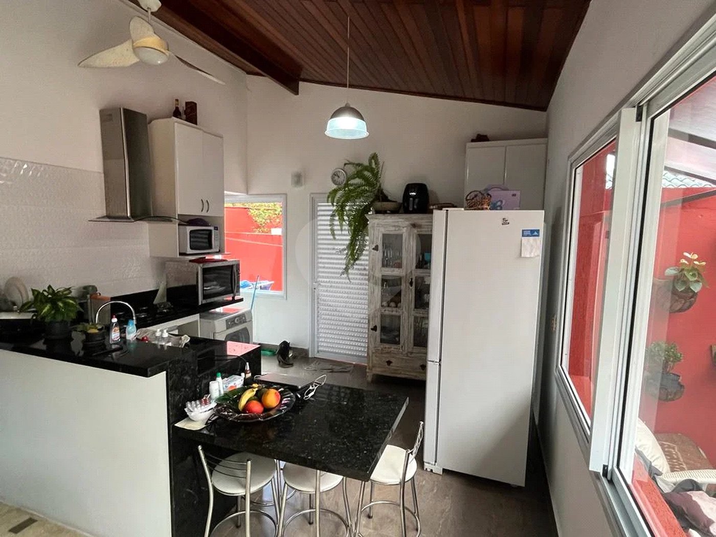 Casa à venda com 6 quartos, sendo 5 suítes, em Morada da Praia, Bertioga, SP