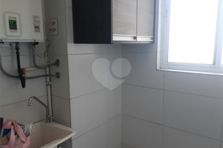 Ótimo apartamento Na rua Newton Prado no Bom Retiro