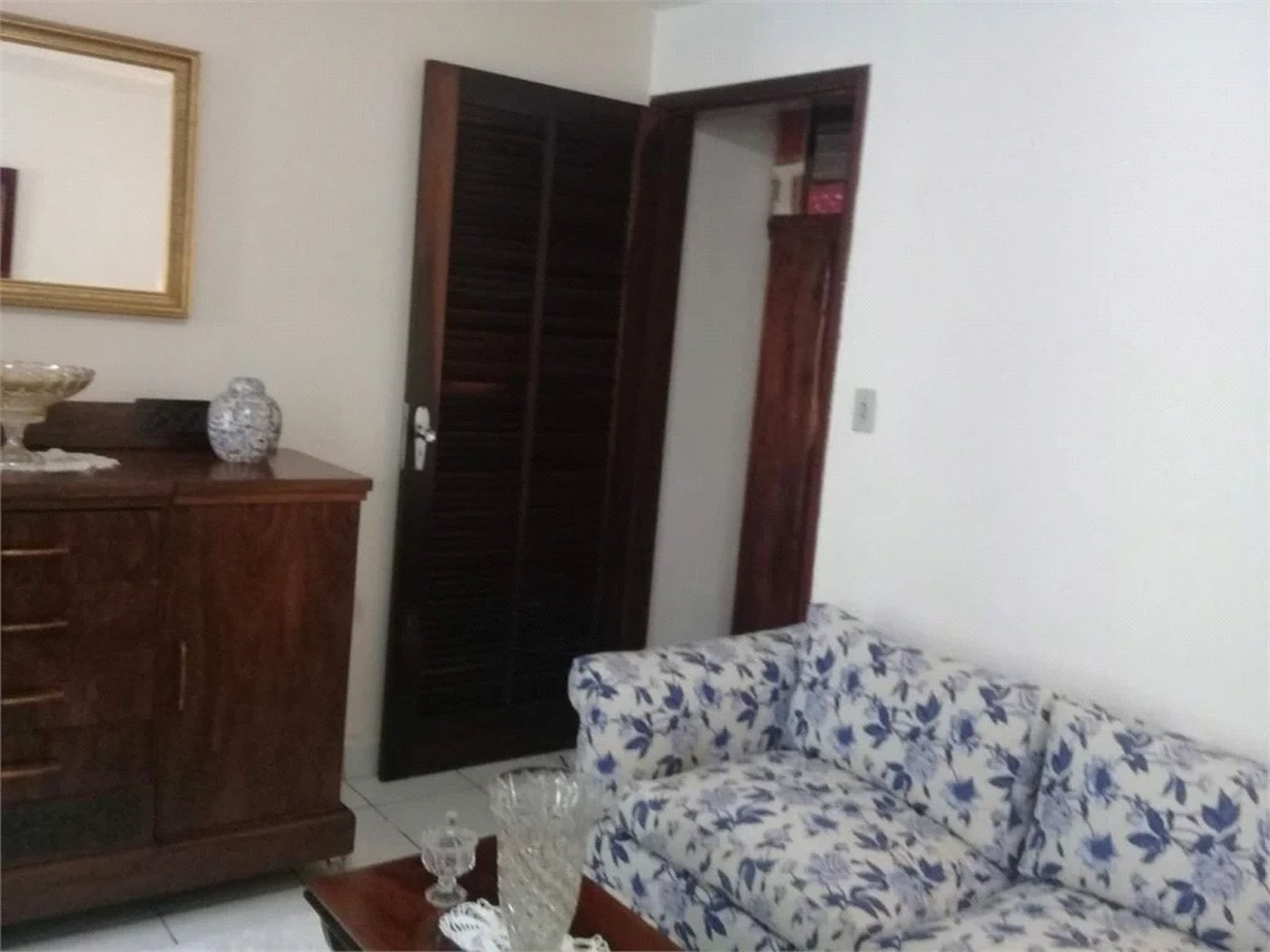 Casa térrea, à venda, a 800 metros do Metrô Vila Sônia