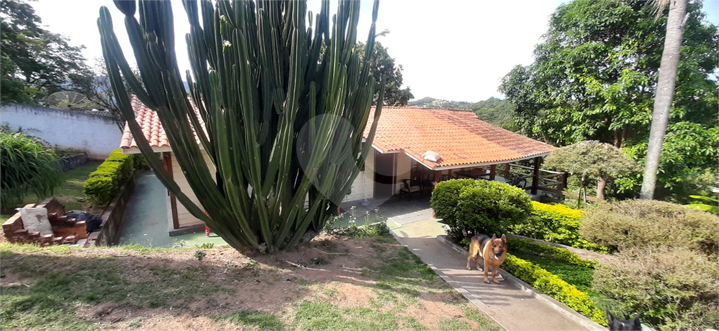 Casa Térrea à venda com 3 quartos, sendo 1 suíte,  em Serra da Cantareira, Mairiporã, SP