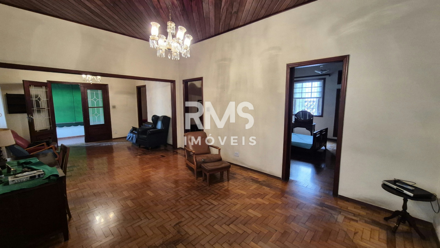 Casa à venda com 3 quartos no Centro, Itu, SP