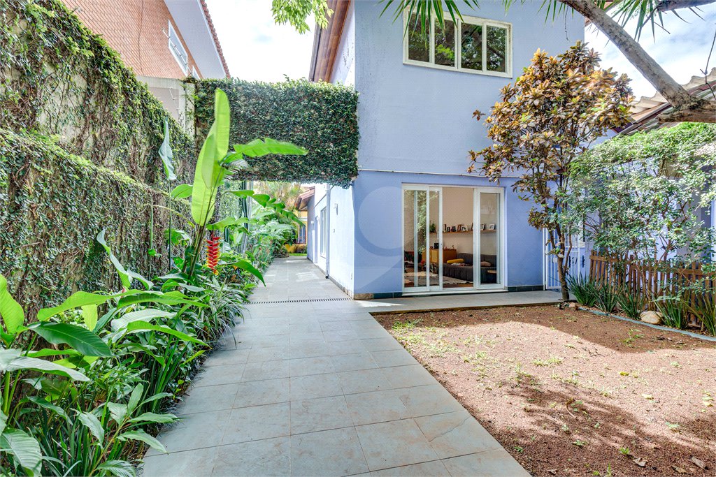 Casa à venda com 2 suítes em Alto da Boa Vista, São Paulo, SP