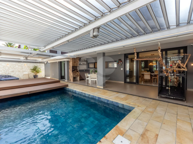 Casa à venda com 3 suítes no condomínio Reserva 8, São Paulo - SP