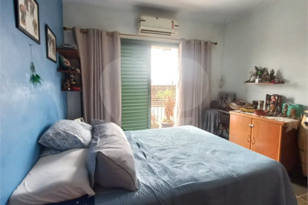 Casa à venda com 4 quartos, sendo 1 suíte,  em Parque dos Bandeirantes, Ribeirão Preto, SP