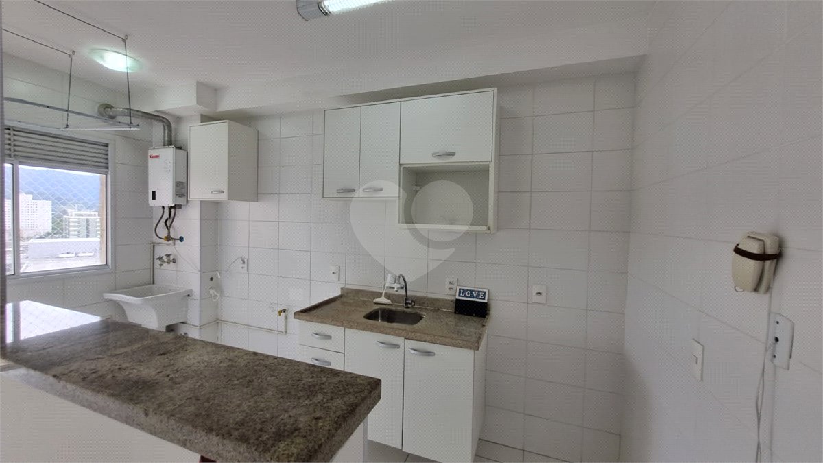 Apartamento para alugar com 2 quartos, sendo 1 suíte,  em Vila Mogilar, Mogi das Cruzes, SP