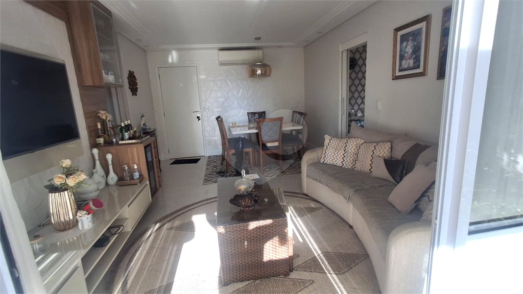 Apartamento à venda com 4 quartos, sendo 2 suítes,  em Jardim Flor da Montanha, Guarulhos, SP