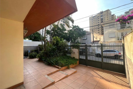 Casa com 5 dormitórios para alugar, 250 m² por R$ 10.630,00 - Ponta da Praia - Santos/SP