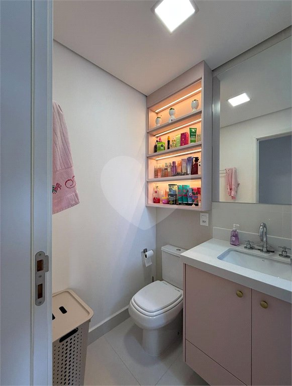Apartamento à venda com 3 quartos, sendo 1 suíte,  em Vila Mogilar, Mogi das Cruzes, SP